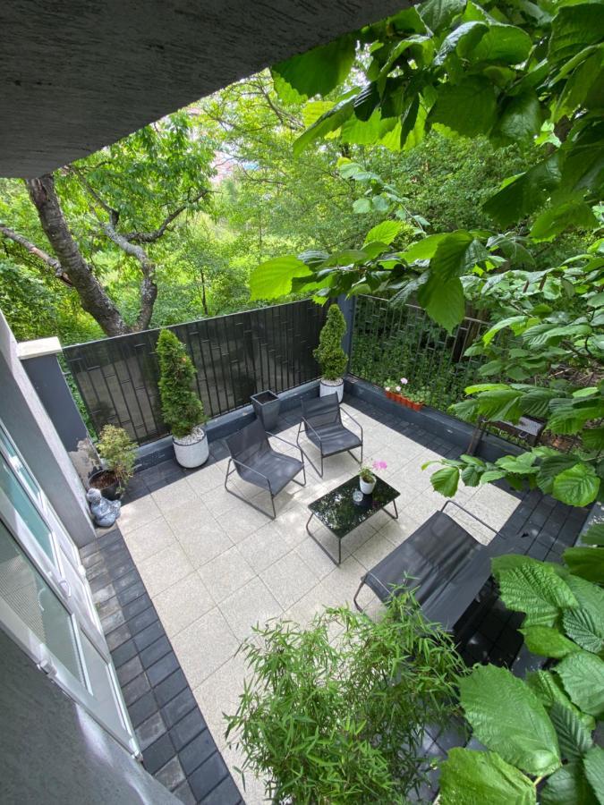 Garden Apartament Petrila 外观 照片